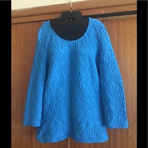 Bubbly stretchy super fun top